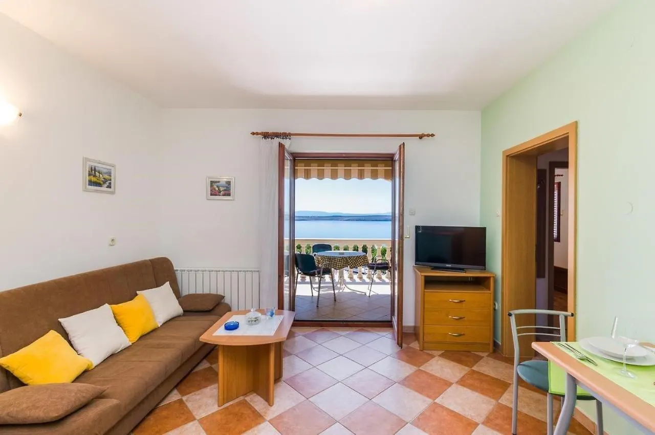One-Bedroom Apartment Crikvenica 6 Dramalj Croatia