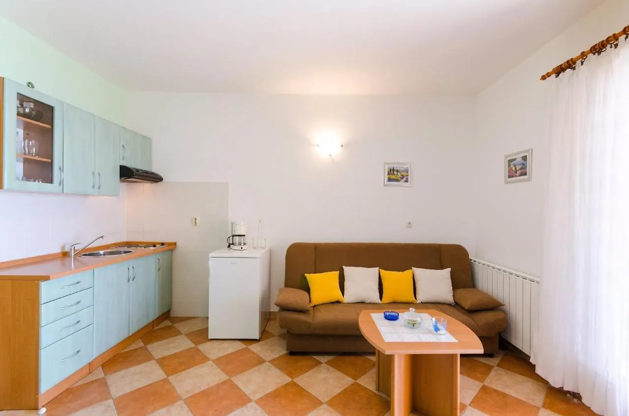 One-Bedroom Apartment Crikvenica 6 Dramalj