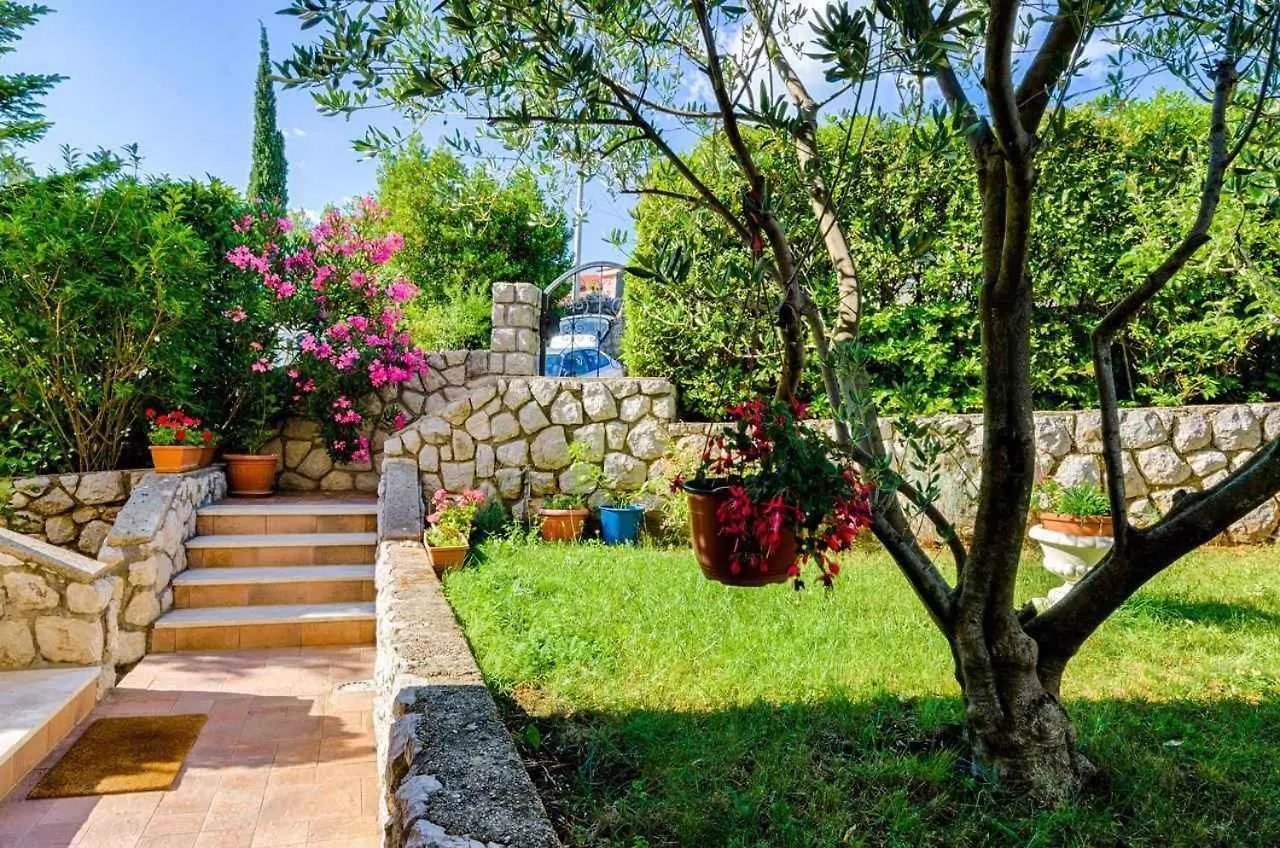 One-Bedroom Apartment Crikvenica 6 Dramalj