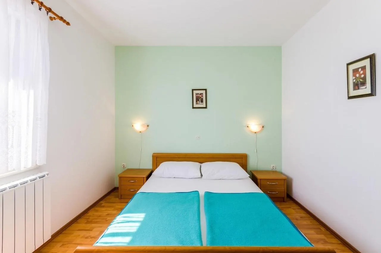 One-Bedroom Apartment Crikvenica 6 Dramalj